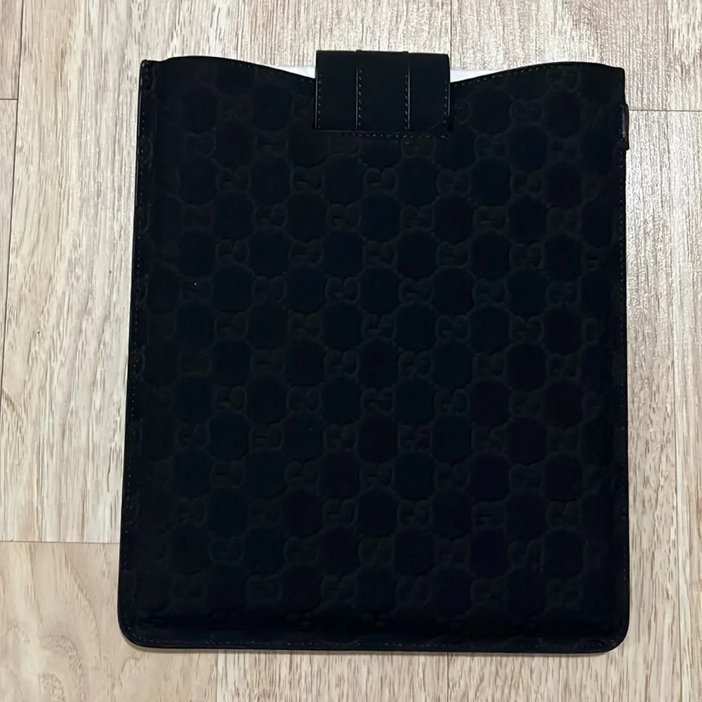Gucci Sleeve